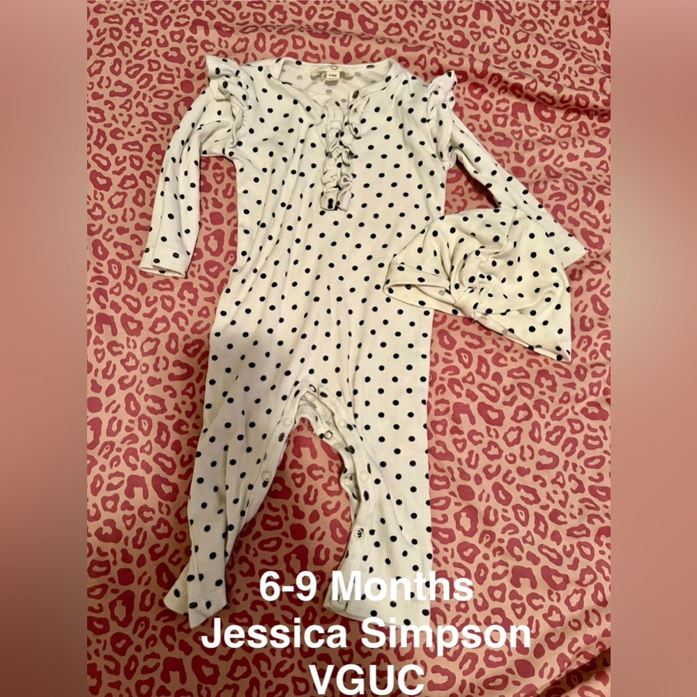 Jessica Simpson baby girls polka dot romper with knot twist hat size 6-9 months